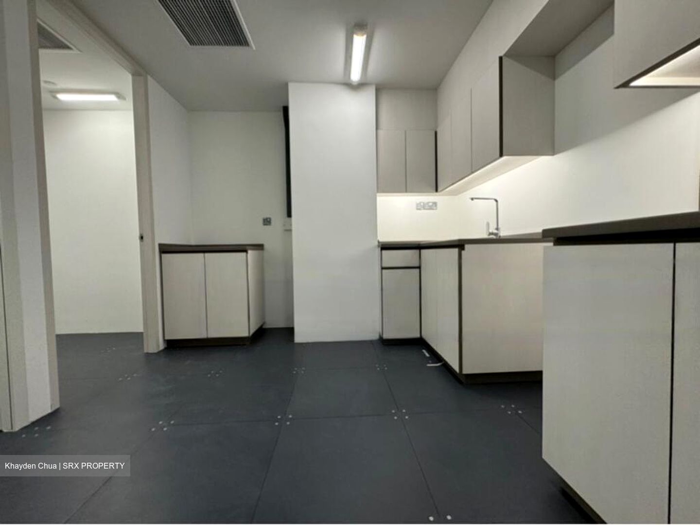 Hub Synergy Point (D2), Office #451589661